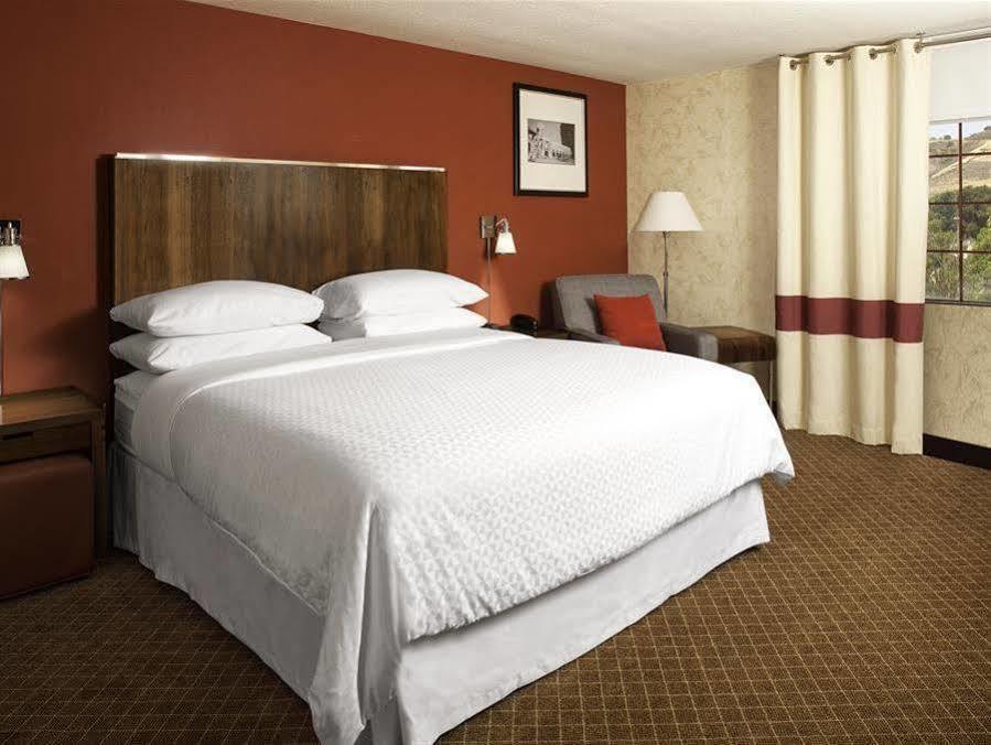 La Hacienda Silicon Valley Hotel